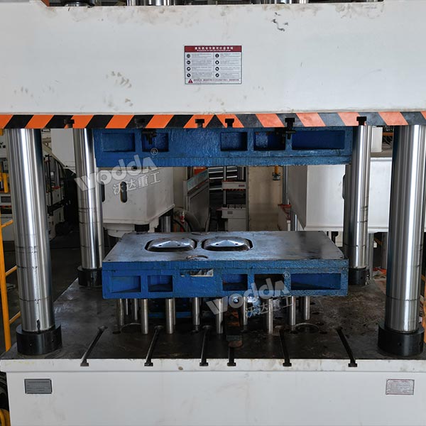 不锈钢水槽模具.jpg