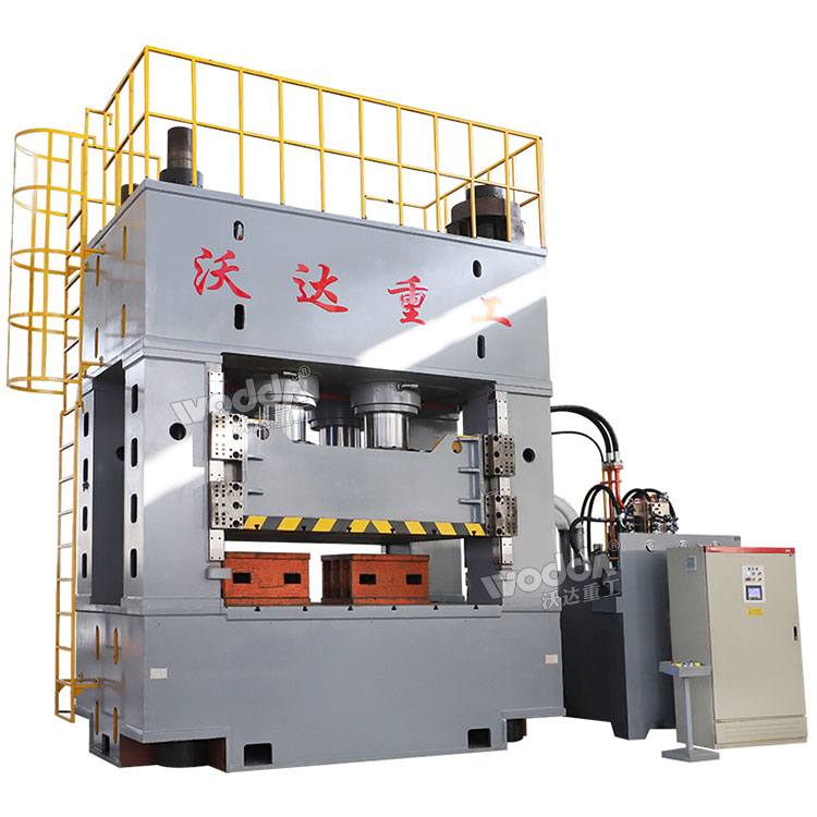 框架式2000吨液压机