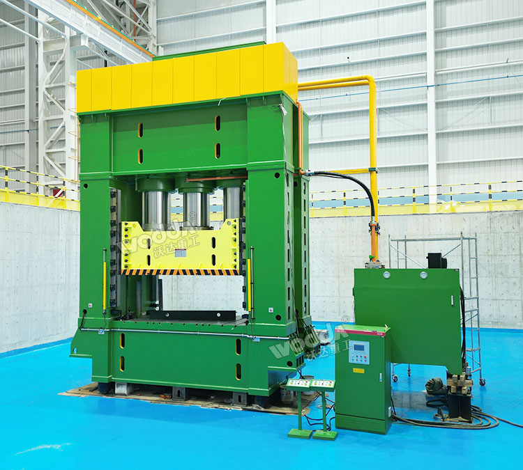 3000吨框架式液压机